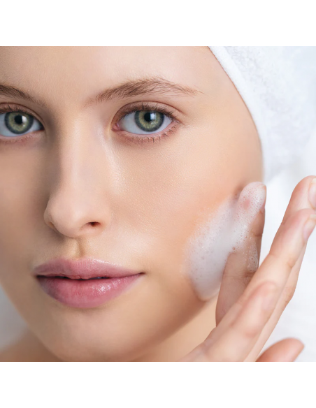 Cleasing Face & Eye Mousse